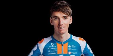 Romain Bardet a câştigat prima etapă a Turului Franţei
