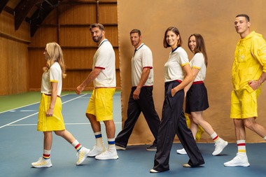 Uniformele oficiale de defilare ale Team Romania pentru Jocurile Olimpice Paris 2024 - Colecţia se numeşte Joie de vivre - FOTO
