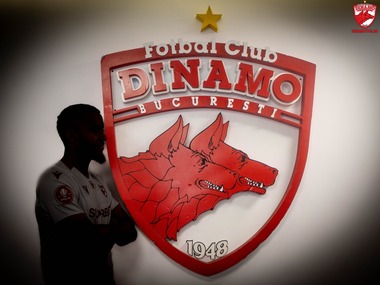 FC Dinamo anunţă venirea fundaşului Maxime Sivis