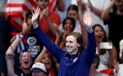 JO - înot: Ledecky a câştigat a noua sa medalie de aur, egalând astfel recordul all-time