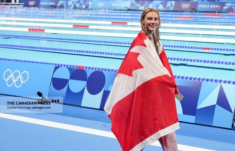 JO - înot: La doar 17 ani, Summer McIntosh a câştigat a treia sa medalie de aur la Jocurile Olimpice de la Paris