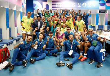 Jocurile Olimpice - S-a stabilit finala turneului de fotbal feminin: Brazilia – SUA. Selecţionata braziliană a învins Spania în semifinale