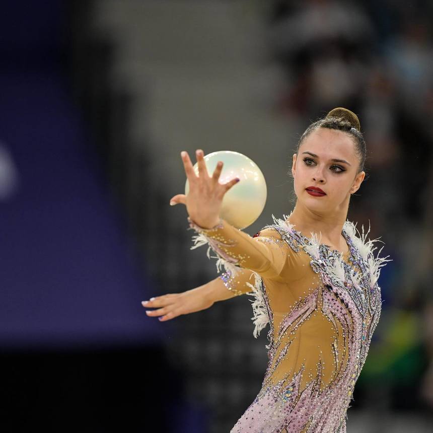 JO, gimnastică ritmică: Annaliese Drăgan, locul 21 în calificările individuale şi ratează finala