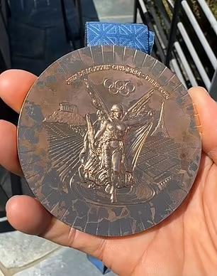 JO: Americanul Nyjah Huston s-a plâns că medalia de bronz câştigată la skateboarding i s-a degradat: Parcă a fost la război
