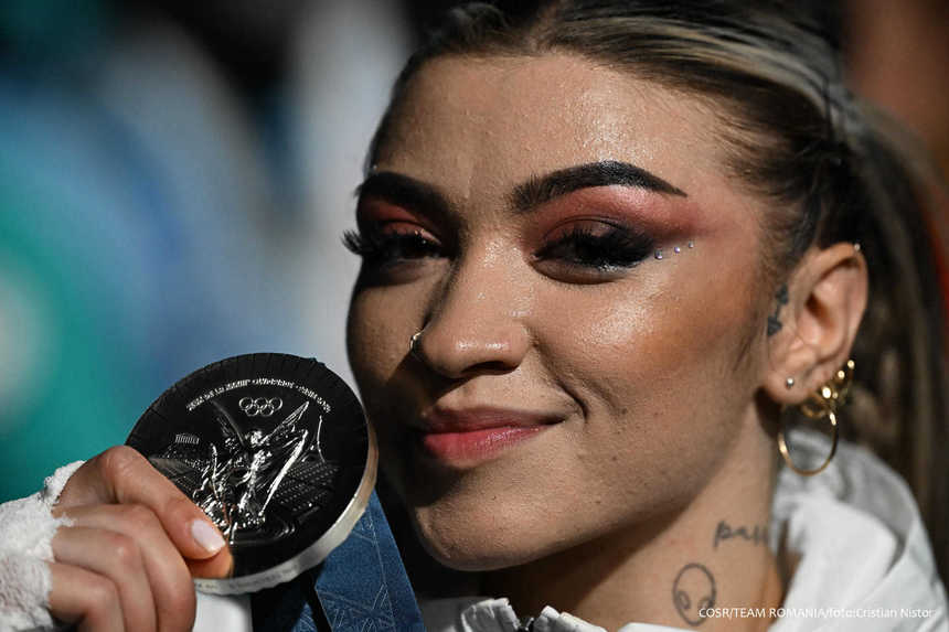 Mihaela Cambei va fi portdrapelul României la ceremonia de închidere a JO de la Paris