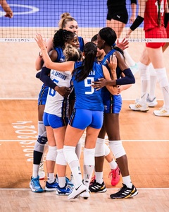 JO, volei feminin: Echipa Italiei se încoronează în premieră cu aur, după victoria cu SUA, campioană olimpică la Tokyo