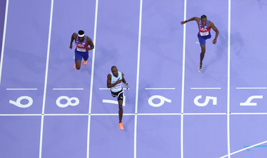 Încă o jumătate de zi liberă în Botswana după aurul olimpic câştigat de Letsile Tebogo la 200 metri liber