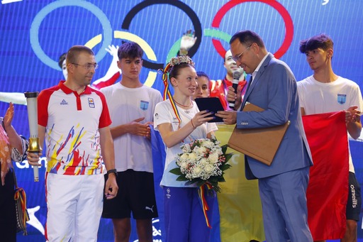 Ana Maria Bărbosu a primit titlul de Ambasador al municipiului Focşani. Ea va deveni şi Cetăţean de Onoare
