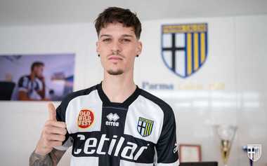Serie A: Dennis Man marchează din nou, Parma – AC Milan 2-1