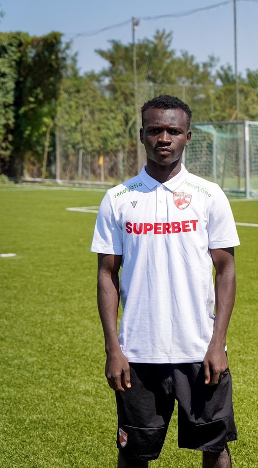 Superliga: Dinamo a transferat un mijlocaş nigerian. Acesta va merge sub formă de împrumut la CS Tunari