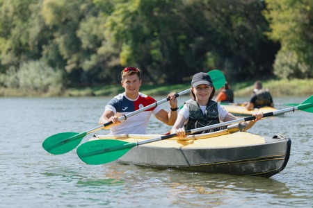 Maia Sandu a vâslit pe Nistru alături de Serghei Tarnovschi, medaliat cu bronz la canoe, la JO - FOTO