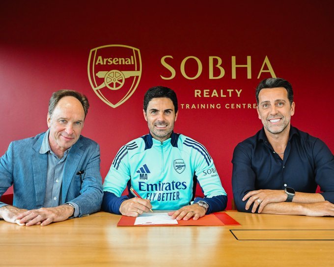 Antrenorul Mikel Arteta şi-a prelungit contractul cu Arsenal