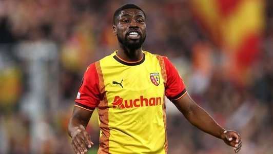 Fundaşul austriac Kevin Danso (RC Lens) va fi supus unei intervenţii chirurgicale la inimă