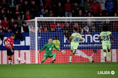 LaLiga: FC Barcelona, învinsă cu 4-2 de Osasuna. Este primul eşec al catalanilor în acest sezon
