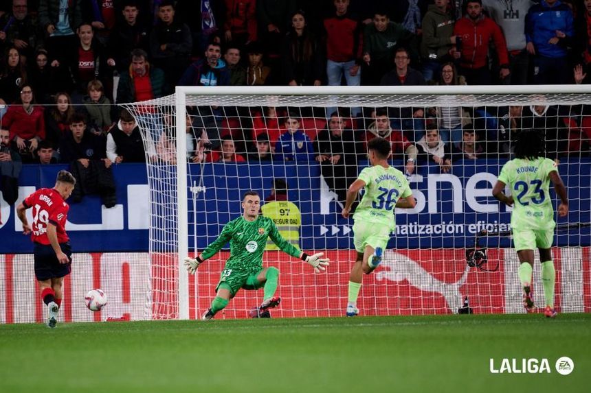 LaLiga: FC Barcelona, învinsă cu 4-2 de Osasuna. Este primul eşec al catalanilor în acest sezon