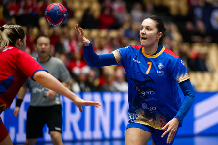 Handbal feminin: Elize Buceschi şi-a anunţat retragerea de la echipa naţională