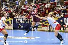 Handbal feminin: Team Esbjerg – Rapid Bucureşti, scor 39-32, în grupa B a Ligii Campionilor