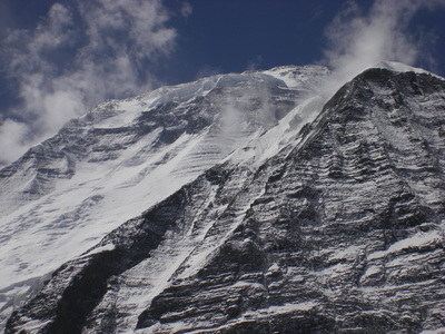 Cinci alpinişti ruşi au murit în timpul escaladării muntelui Dhaulagiri din Himalaya