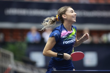 Tenis de masă: Bernadette Szocs, vicecampioană europeană şi la simplu. Ea a fost învinsă în finală de partenera sa de dublu