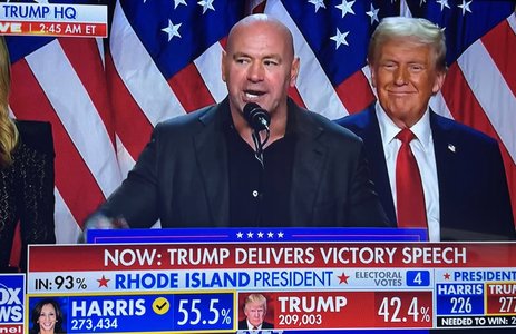 Şeful UFC, alături de Trump când acesta şi-a declarat victoria la alegerile prezidenţiale din SUA: Nimeni nu merită acest lucru mai mult decât el