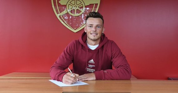 Ben White (Arsenal) va fi operat la genunchi şi va lipsi câteva luni