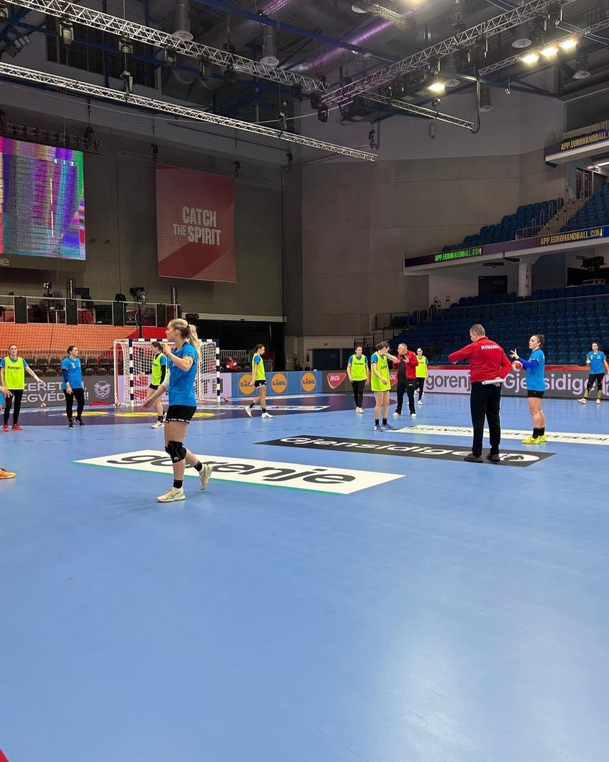 Handbal feminin: Naţionala s-a antrenat la Debrecen, unde va debuta vineri, cu Cehia, la Campionatul European