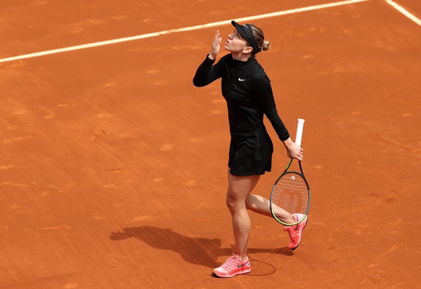 Simona Halep: Este foarte dureros să fiu tratată altfel decât Iga Swiatek şi Jannik Sinner / Fostul lider WTA a povestit pentru The Telegraph toată experienţa prin care a trecut