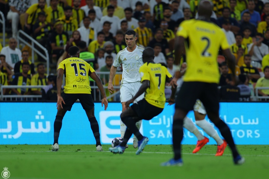 Cristiano Ronaldo şi Karim Benzema, marcatori în meciul direct din Arabia Saudită. Al Ittihad a învins Al-Nassr, scor 2-1