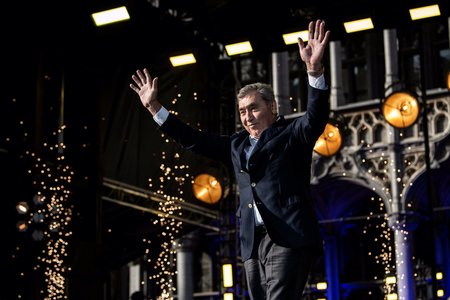 Ciclism: Legendarul Eddy Merckx şi-a fracturat şoldul căzând de pe bicicletă