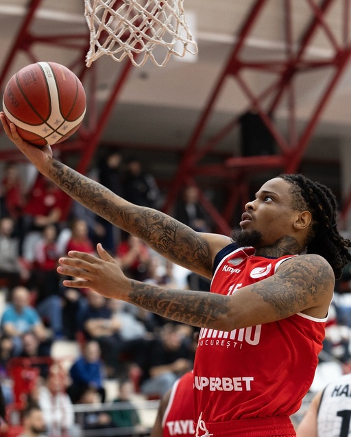 Baschet masculin: Dinamo Bucureşti – Basket Brno, scor 68-79, în European North Basketball League