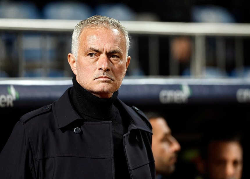 Mourinho a fost supus unei intervenţii chirurgicale / Fenerbahce: Tehnicianul se simte bine