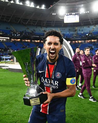 Brazilianul Marquinhos a devenit cel mai titrat jucător din istoria PSG. El a ajuns la 31 de trofee câştigate