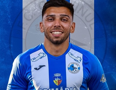 Corvinul Hunedoara anunţă venirea fundaşului portughez Pedro Albino