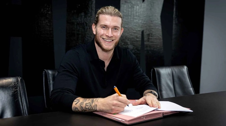 Portarul Loris Karius a semnat cu Schalke 04