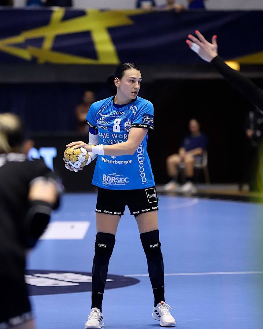 Handbal feminin: CSM Bucureşti – Krim Ljubljana, scor 36-23, în grupa A a Ligii Campionilor