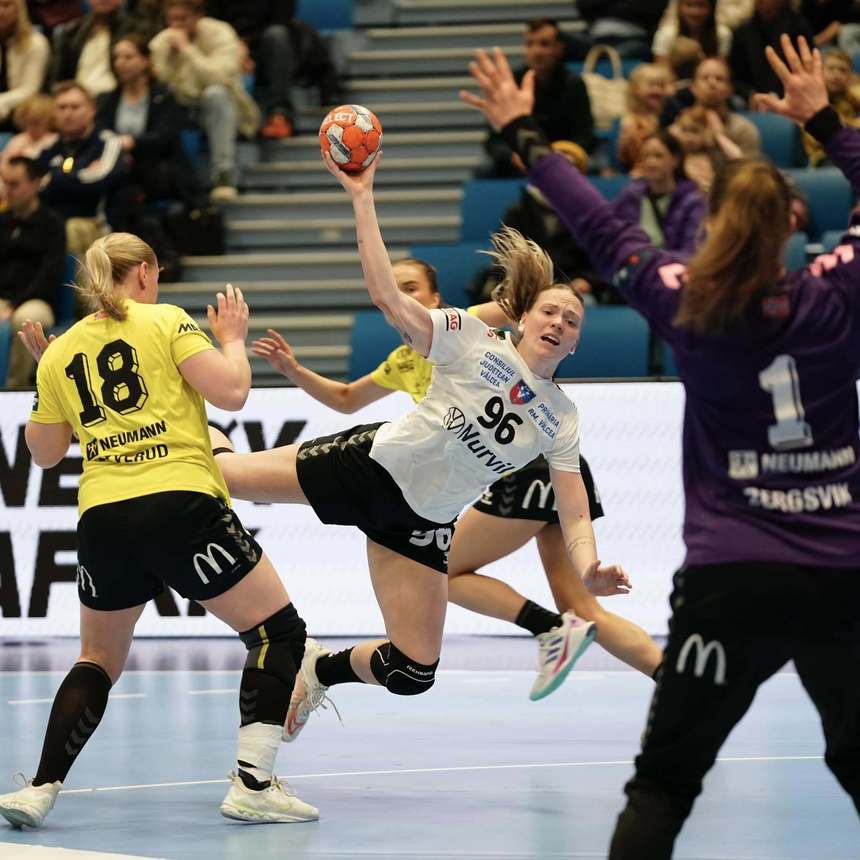 Handbal feminin: Sola HK - SCM Rm. Vâlcea, scor 34-38, în grupa B a European League