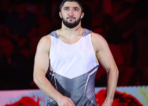 Luptătorii din Rusia şi Belarus vor concura sub drapelul UWW, anunţă forul mondial