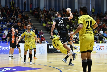 Handbal masculin: Minaur Baia Mare s-a calificat în sferturile European Cup după dubla cu finlandezii de la BK-46