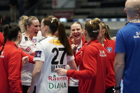 Handbal feminin: SCM Rm. Vâlcea, eşec cu Ikast în European League, dar încheie lider şi  pregăteşte sferturile competiţiei