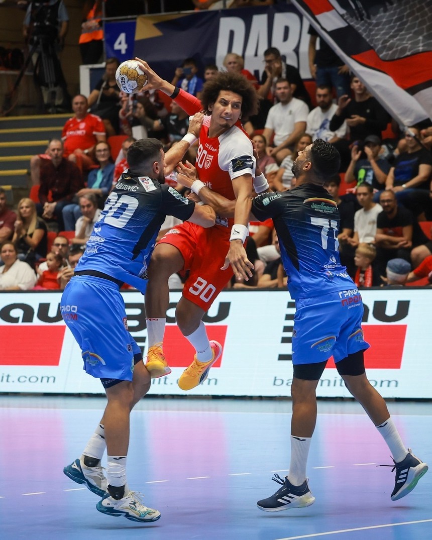 Handbal masculin: Dinamo Bucureşti, eşec cu Orlen Wisla Plock şi amână calificarea în optimile Ligii Campionilor