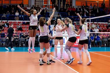 Volei feminin: Volei Alba Blaj, prima finalistă a Diviziei A