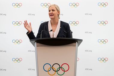 Promisiunea noii şefe a CIO: “Vă voi face pe toţi foarte mândri” / Gestionarea relaţiei cu Trump, ruşii, clima... Care sunt provocările cu care se confruntă Kirsty Coventry?