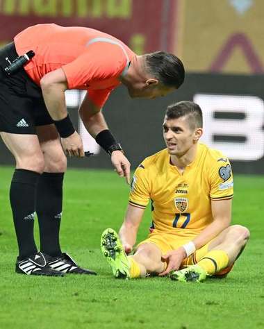 Probleme pentru Lucescu la naţională. Florin Tănase acuză probleme musculare şi nu va juca în partida cu San Marino
