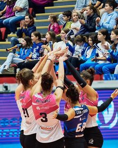 Volei feminin: Campioana CSO Voluntari, victorie cu Dinamo Bucureşti şi va juca finala Diviziei A