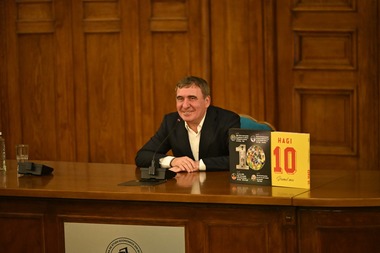Gheorghe Hagi şi-a lansat autobiografia "Hagi - Drumul meu": “26 martie este o zi specială”