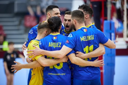Volei masculin: Corona Braşov a câştigat în premieră Cupa României, după finala cu SCM Zalău