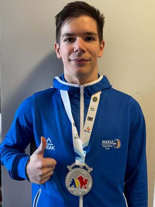 Cristian Marian Luca, vicecampion european la stilul smuls, la categoria 55 kilograme