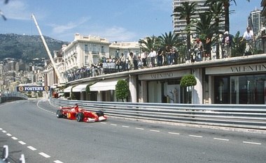 Formula 1: "Bijuteria coroanei Schumacher" - monopostul Ferrari F2001, la licitaţie în timpul GP-ului de la Monaco