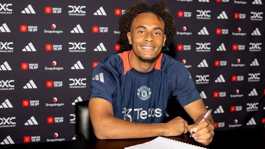 Manchester United: Final de sezon pentru Joshua Zirkzee
