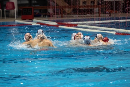 Polo: Dinamo Bucureşti – CSM Oradea, scor 12-10, în primul meci din semifinalele Superligii Naţionale